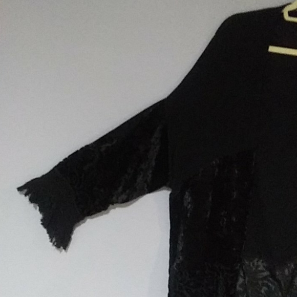 Open front smock. - Picture 6 of 6